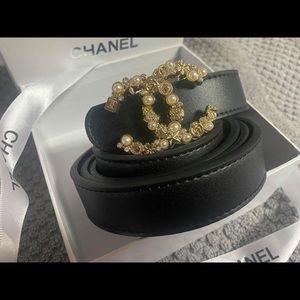 Pearled & Rhinestoned black Leather Belt